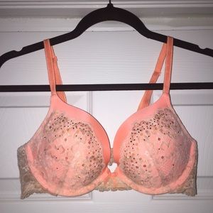 SOLD ❌ Victoria’s Secret ~ Dream Angels ~